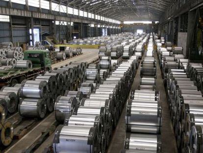 Rollos de acero de China Steel en Kaohsiung.
