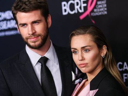 Miley Cyrus y Liam Hemsworth, en febrero de 2019 en Los Ángeles (California).