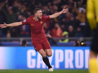 Dzeko celebra su gol de la victoria ante el Shakhtar.