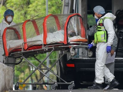 Zona Triage del Hospital Rodolfo Antonio de Mucha "Los Venados" a la llegada de pacientes con síntomas de covid-19.