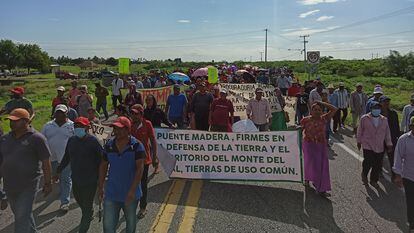 Pobladores de Puente Madera se manifiestan contra el parque industrial, parte de las obras del proyecto del corredor interoceánico.