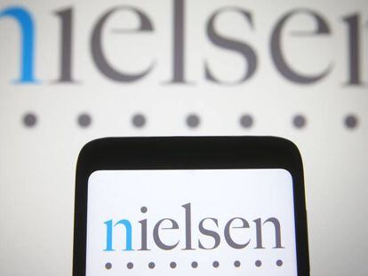 Logo de la firma de medición de audiencias Nielsen.