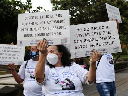 Una protesta de nicaragüenses en el exilio contra el Gobierno de Daniel Ortega, en San José de Costa Rica el pasado 24 de octubre.