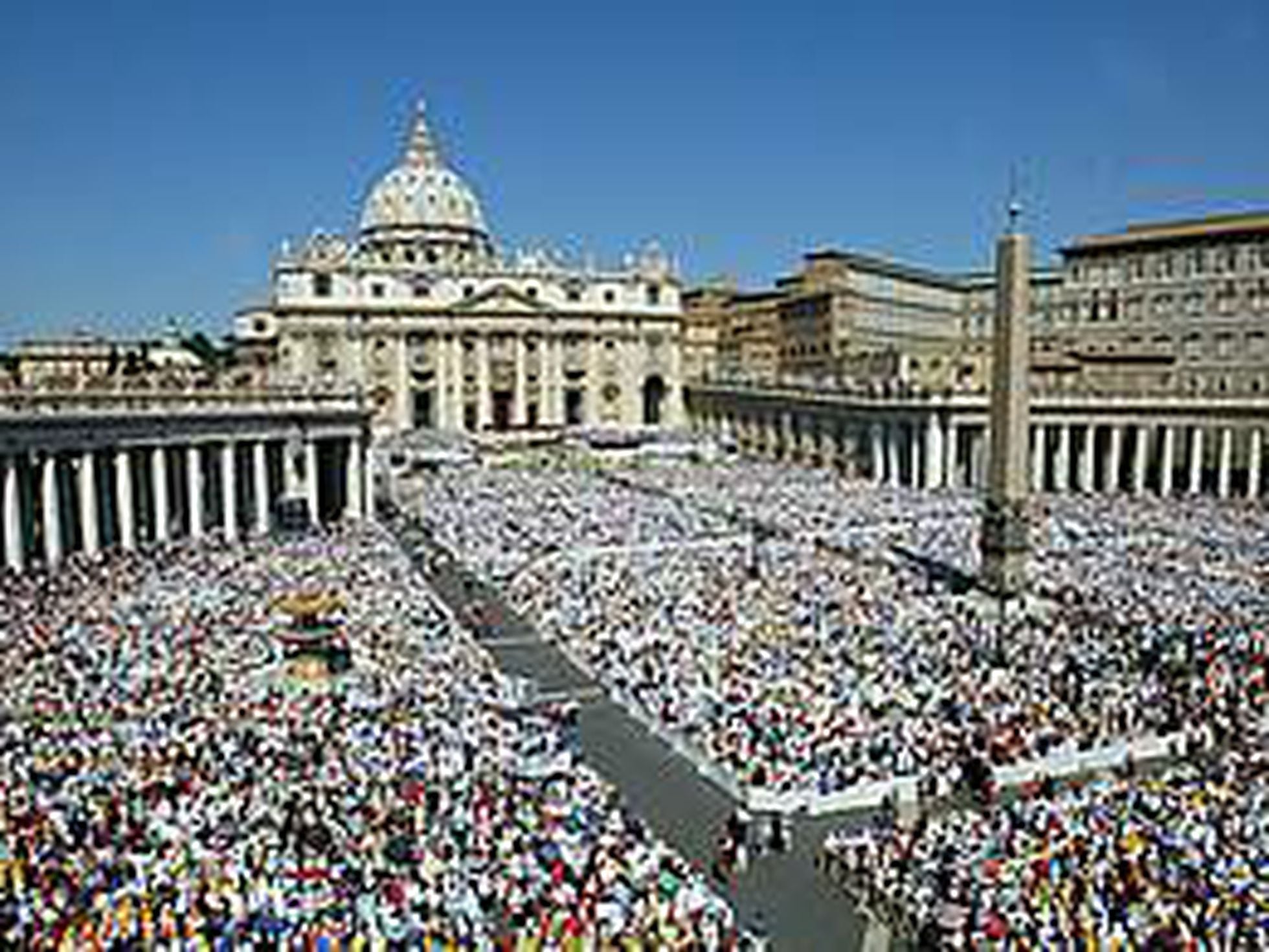 La santificación del polémico padre Pío reúne en Roma a cientos de miles de  fieles | Sociedad | EL PAÍS