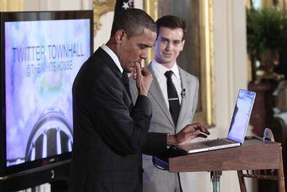 El presidente de EE UU, Barack Obama, y Jack Dorsey, director de Twitter, en la charla virtual.