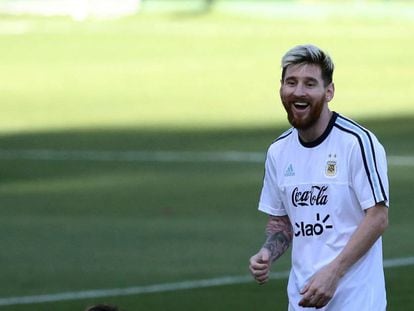 Lionel Messi busca reir en Brasil.
