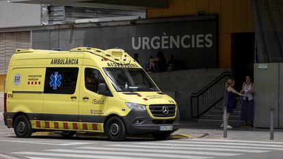 Una ambulancia de emergencias médicas, en una imagen de archivo.