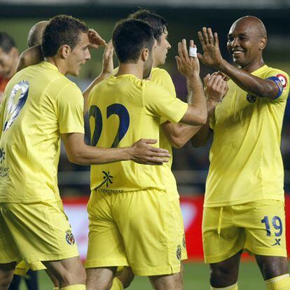 Los jugadores del Villarreal, sin publicidad en las camisetas, durante la pretemporada.