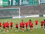 Entrenamiento del Atlético de Madrid femenino en Bilbao, previo al partido de este viernes.