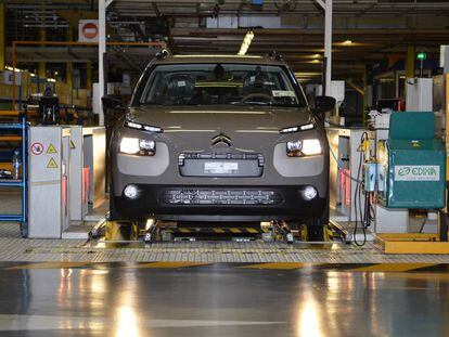 Un Citro&euml;n Cactus en la f&aacute;brica de Villaverde (Madrid)