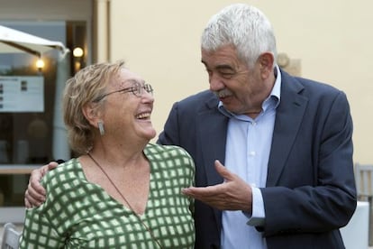 Diana Garrigosa y Pasqual Maragall, en Santander.