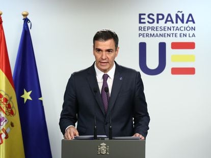 Pedro Sánchez, el 27 de octubre en una rueda de prensa en Bruselas tras participar en la reunión del Consejo Europeo, en una imagen difundida por La Moncloa.
