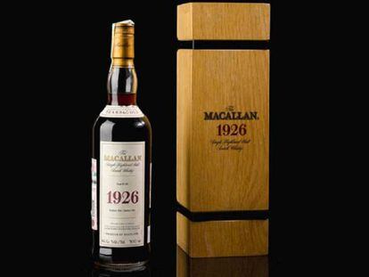 Botella de whisky Macallan 1926, vendida en octubre por 1,73 millones de euros, que superó a otra botella de la misma marca como la más cara de la historia.