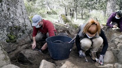Trabajadores excavación CSIC Valle Caídos