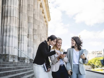 Una imagen de recurso de tres estudiantes. Getty