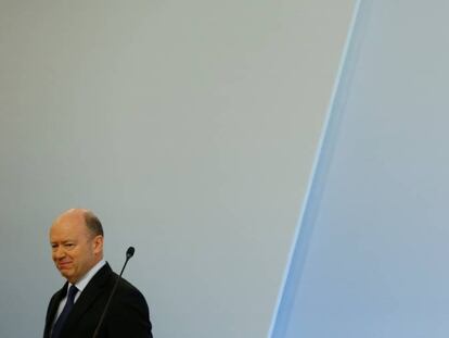 John Cryan, CEO de Deutsche Bank, en la rueda de prensa anual del banco en Fr&aacute;ncfort, el pasado d&iacute;a 2.