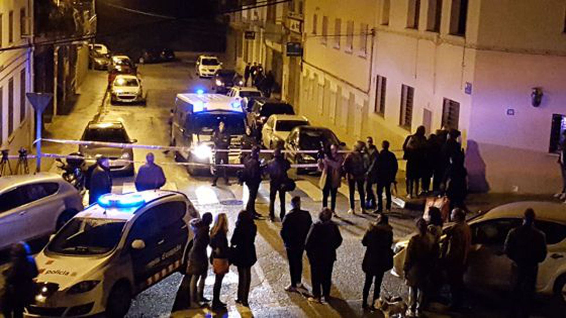 Dos muertos a tiros en un piso de Terrassa Cataluña EL PAÍS