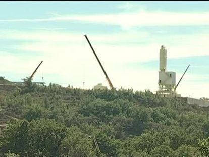 Cuatro muertos tras caerles una cuba de hormigón en Burgos