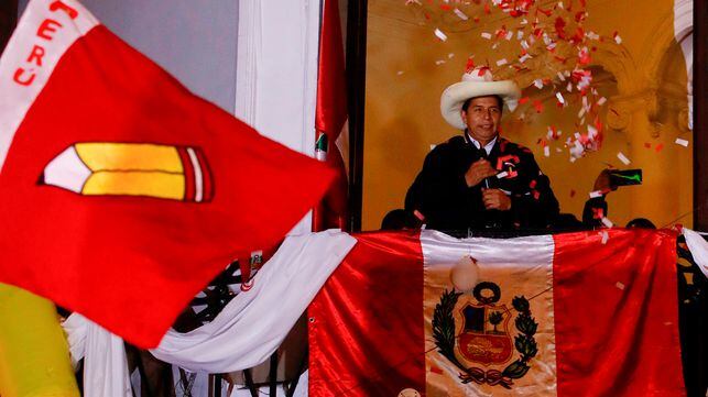 Peru's presidential candidate Pedro Castillo addresses supporters from the headquarters of the "Free Peru" party, in Lima, Peru June 8, 2021. REUTERS/Sebastian Castaneda