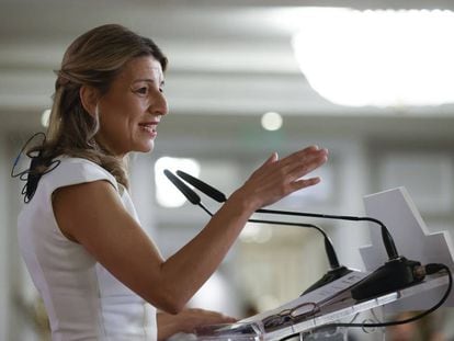  La vicepresidenta segunda y ministra de Trabajo y Economía Social, Yolanda Díaz
 