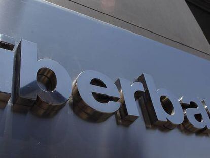 Liberbank pierde 270 millones tras hacer saneamientos por 600