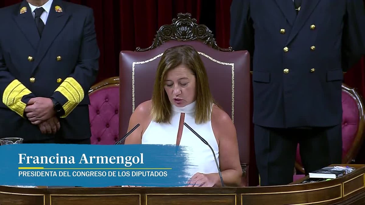 Armengol anuncia que permitirá la utilización de las lenguas cooficiales en el Congreso