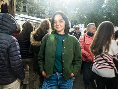 Alejandra Seijas, fotografiada el domingo 5 de noviembre de 2023 en El Rastro, en Madrid.