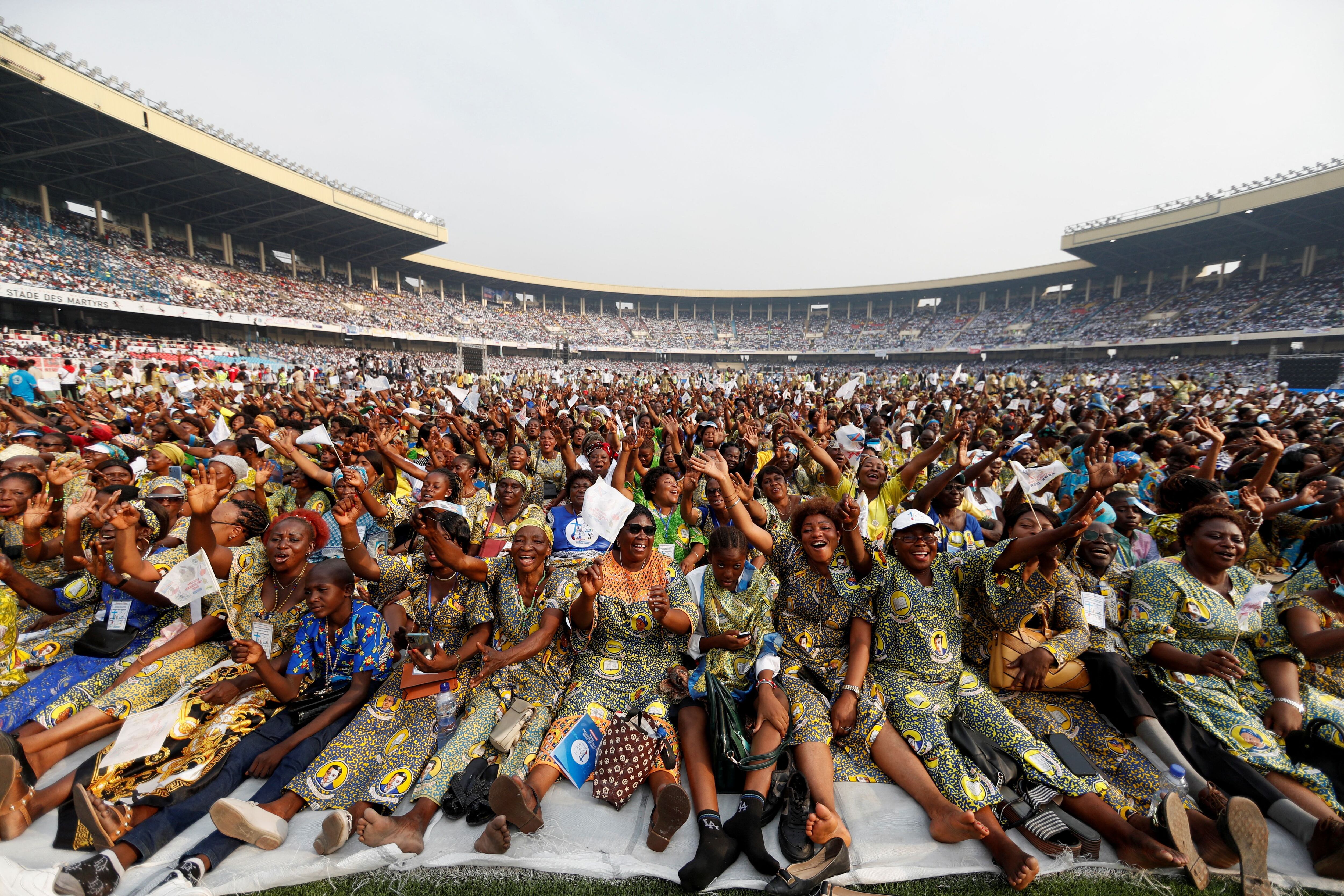 Al rededor de 65.0000 jóvenes y catequistas de la República Democrática del Congo esperaban ansiosos el inicio del acto, presidido por el papa Francisco, que se ha celebrado este jueves 2 de febrero en en el Estadio de los Mártires, en Kinsasa.