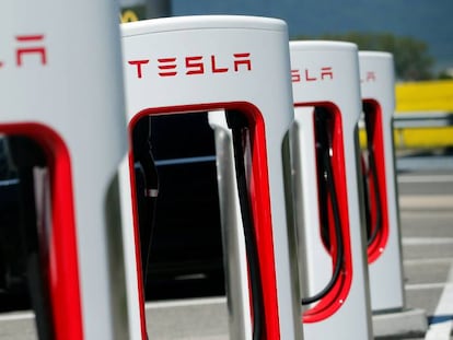 La imprudencia de Musk le cuesta a Tesla más de 2.000 millones de valor bursátil