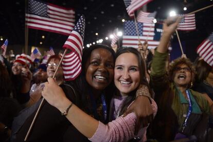 Seguidores celebran la victoria en Chicago.