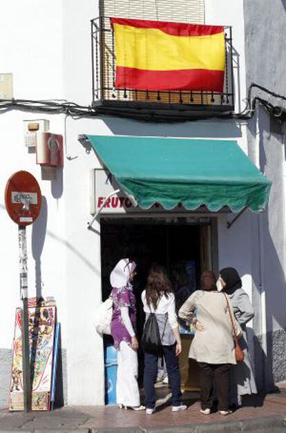 Un grupo de mujeres marroquís en Torrejón.