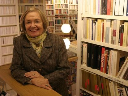 Mar&iacute;a Teresa Castells, en la librer&iacute;a Lagun en una imagen de 2006.