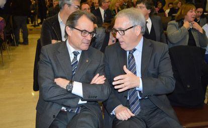 Artur Mas, junto al presidente de la Diputaci&oacute;n de Tarragona, Josep Poblet.
