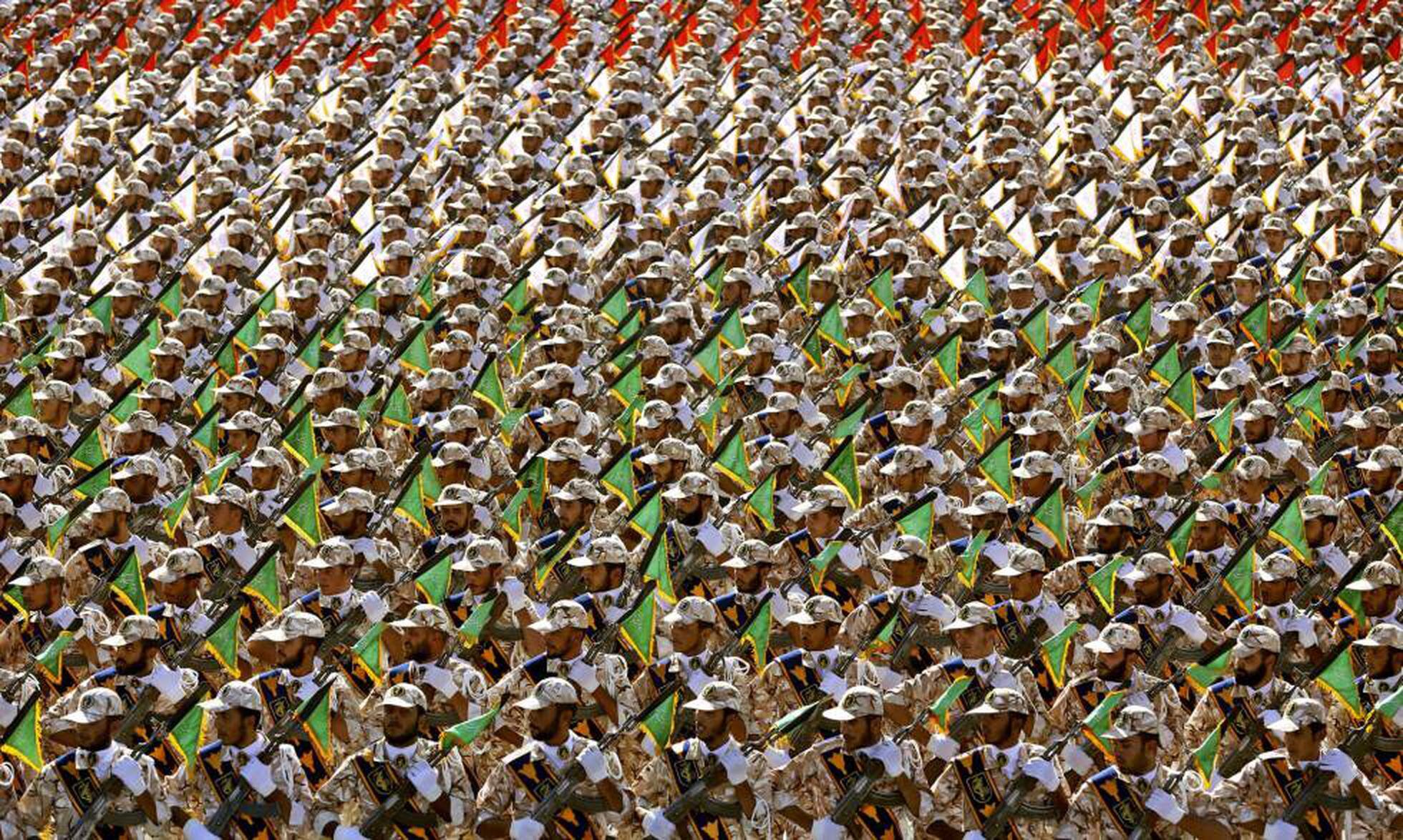 Irán designa “terroristas” a las fuerzas de EE UU en Oriente Próximo