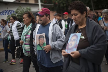 Familiares de desaparecidos marchan en Veracruz.