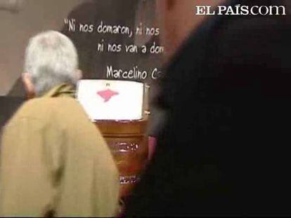 La capilla ardiente del histórico líder de CC. OO. Marcelino Camacho, fallecido esta madrugada en Madrid, ha abierto sus puertas en el auditorio de la sede madrileña del sindicato que lleva su nombre.