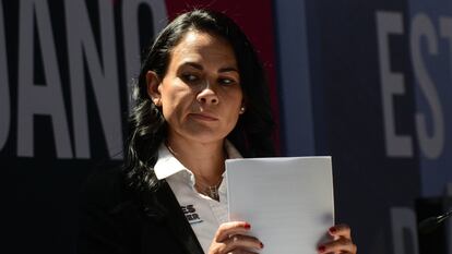 La candidata Alejandra del Moral de la coalición PRI, PAN y PRD, el 4 de mayo en Naucalpan.