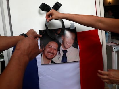 Empleados de Lormand le rinden homenaje a él y a su socio Orozco, ambos asesinados el pasado noviembre en Ciudad de México.