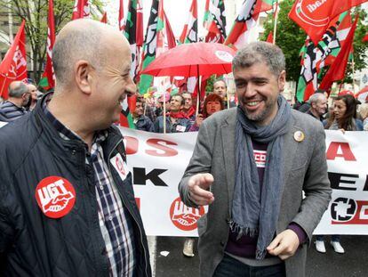 Raúl Arza de UGT y Unai Sordo de CC OO en un Primero de Mayo pasado.