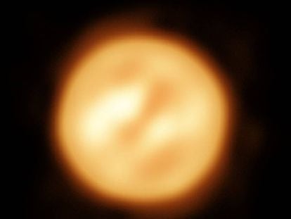 Imagen compuesta de Antares tomada por el Telescopio Muy Grande (VLT).