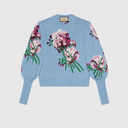 Romántico y con un toque vintage, así es este jersey con motivo de flores y mangas abullonadas de Gucci.

1.200€