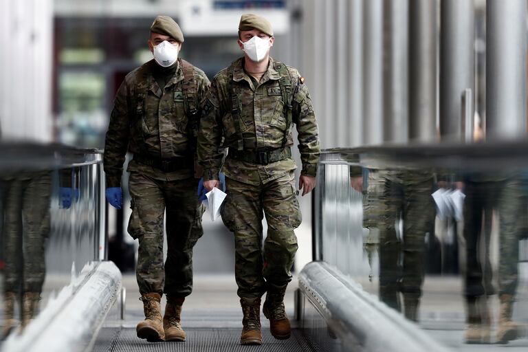 Coronavirus El Ejercito Prohibe Los Desplazamientos De Militares De Permiso Tras Las Denuncias De La Guardia Civil Espana El Pais
