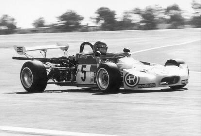 Emilio de Villota y su Fórmula 1800 ruedan a fondo en el circuito de Calafat