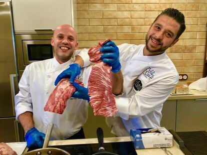 MANUEL SOTO Y DAVID MARTIN, COCINEROS / CAPEL