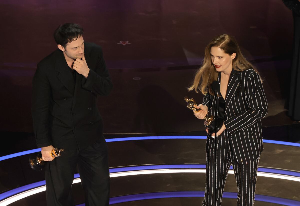La gala de los premios Oscar 2024, en directo | ‘Pobres criaturas’ deja a ‘La sociedad de la nieve’ sin el galardón a mejor maquillaje y peluquería | Premios Oscar | Cine