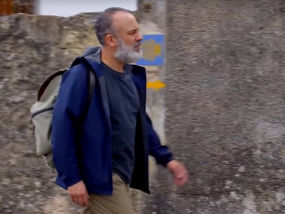 Javier Gutiérrez en su papel más auténtico, peregrino en Asturias.