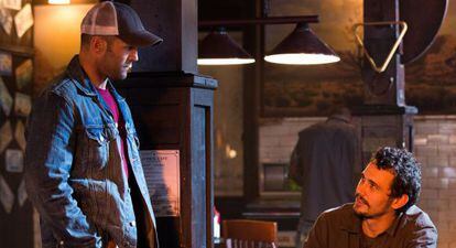 Jason Statham y James Franco, en 'El protector'.