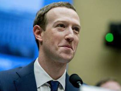 Zuckerberg aprovecha los cambios en la cúpula de Facebook para dar brillo al blockchain