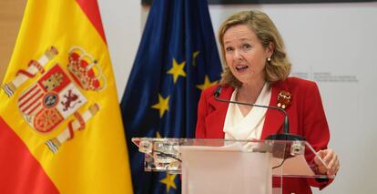 Nadia Calviño, vicepresidenta primera del Gobierno, en una rueda de prensa.