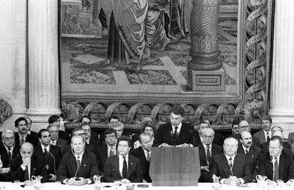 Conferencia de Paz sobre Oriente Próximo en el Palacio Real de Madrid, 1991.